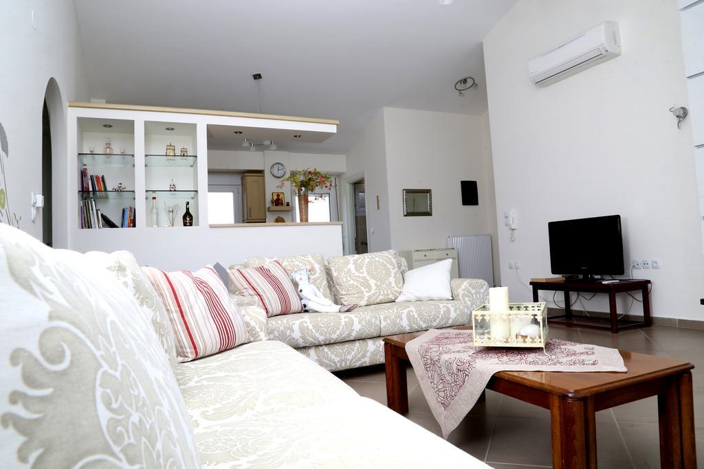 Konstantinos Luxury Apartment ケラモティ エクステリア 写真